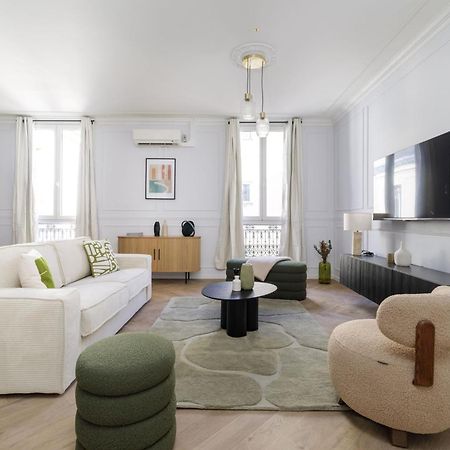 Poetic Stay - Champs Elysees Paříž Exteriér fotografie